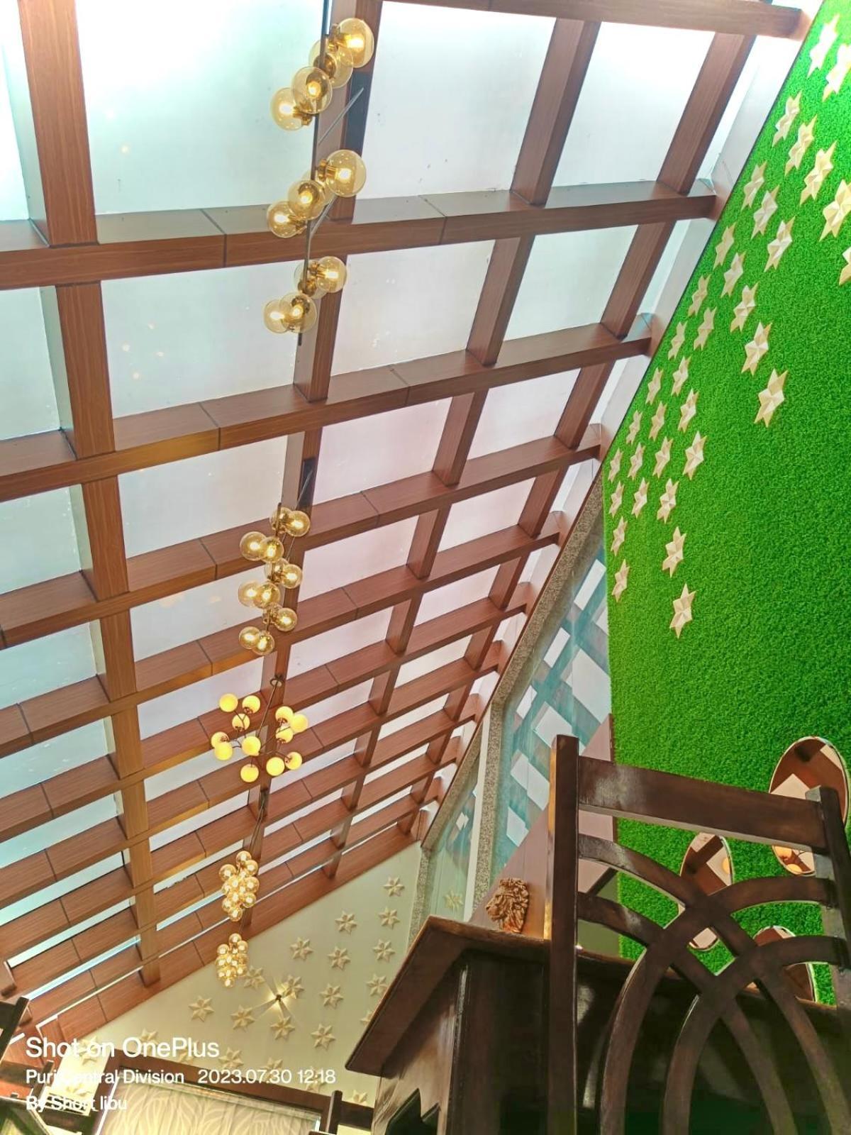 Hotel Kuber Palace ! Puri Near-Sea-Beach-And-Temple Fully-Air-Conditioned-Hotel With-Lift-And-Parking-Facility Bagian luar foto